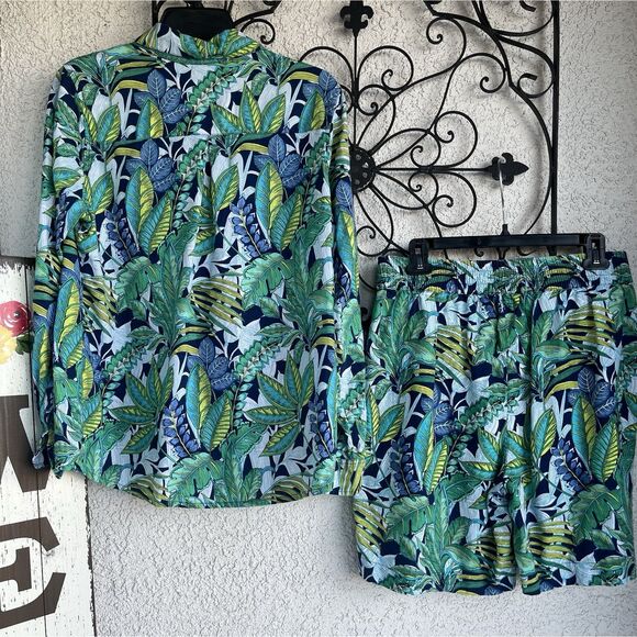 Soft Surroundings Linen Blend Collard Shirt & Shorts Set -Top L -Bottom M- Multi - Picture 6 of 8